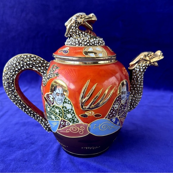 Antique Japanese Satsuma Dragonware Moriage Gold Tea Set - Hand Painted - Picture 4 of 16
